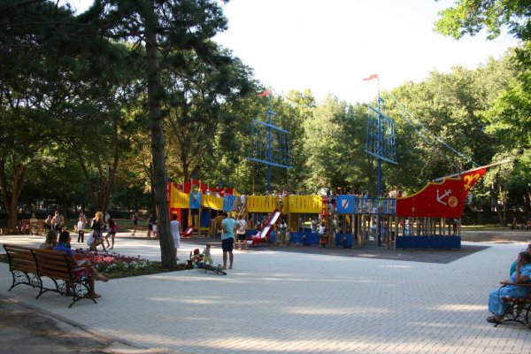 Гагаринский парк Симферополь аттракционы