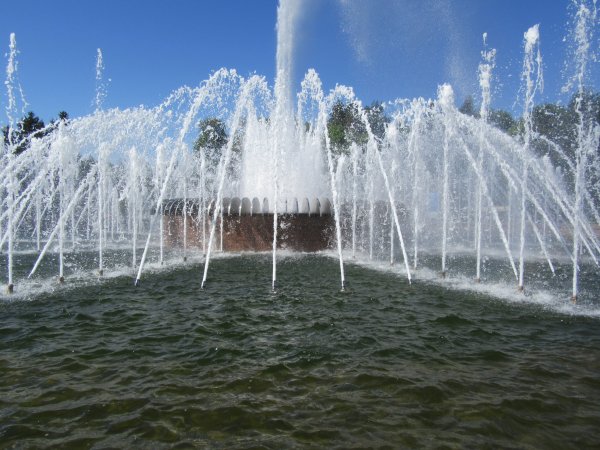 Фонтан Приморский парк Победы Санкт-Петербург