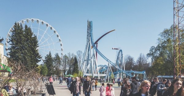 Парк Победы Санкт-Петербург колесо обозрения