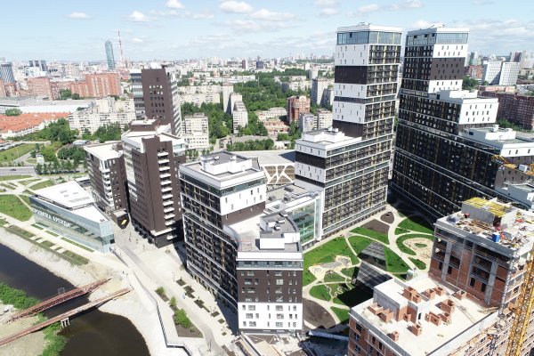 Набережная Клевер парк Екатеринбург