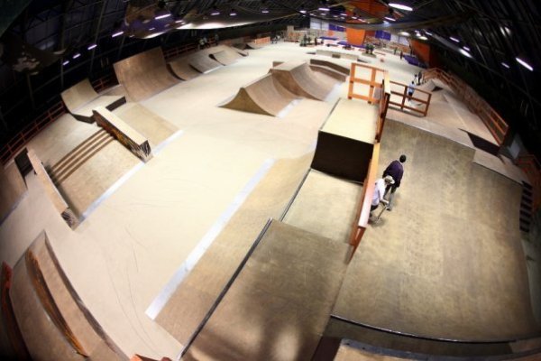 Скейт парк ЖЕSTЬ В СПБ