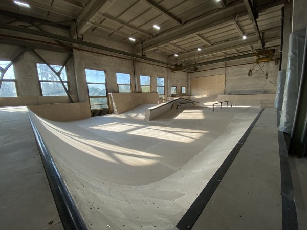 Крытый скейт парк новый Уренгой