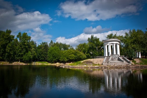 Харитоновский парк. Усадьба Харитонова-Расторгуева