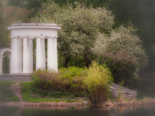 Ротонда Харитоновский парк