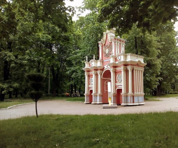 Красные ворота Лефортовский парк