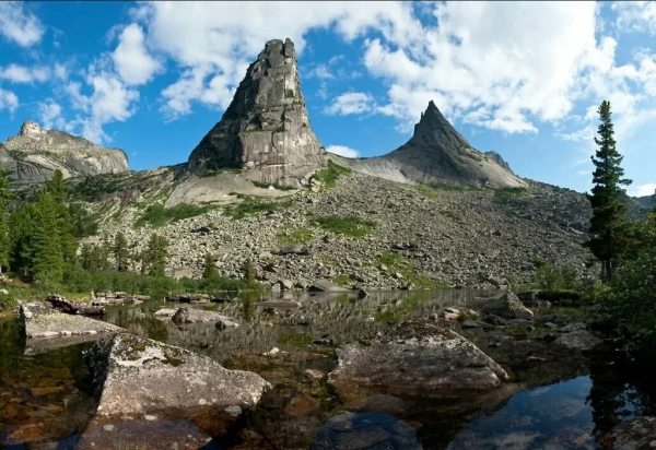 Природный парк Ергаки, западные Саяны, гора парабола