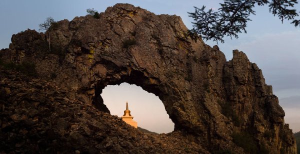Национальный парк Алханай Алханайские ворота