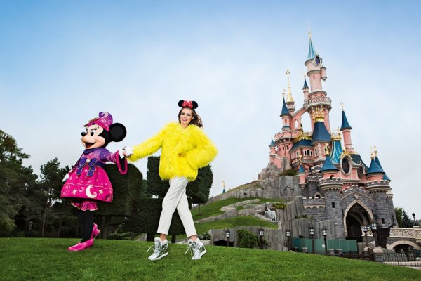 Русские знаменитости в Диснейленде