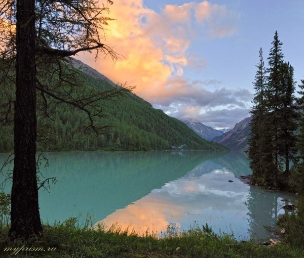 Озеро Кучерла горный Алтай