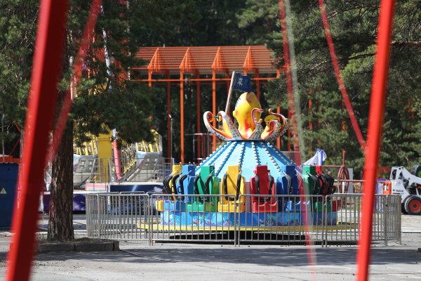 Парк Гагарина Челябинск аттракционы 2022