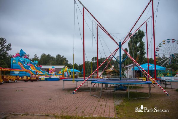 Гагарин парк аттракционы