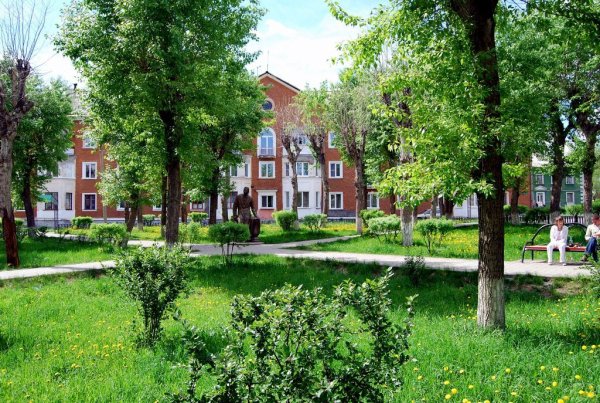 Еланский парк камень Ревда