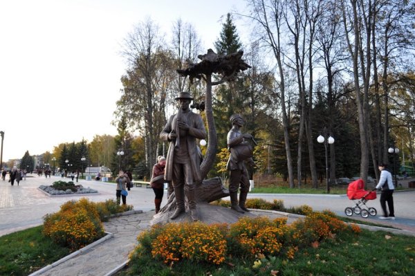 Йошкар-Ола парк дерево жизни