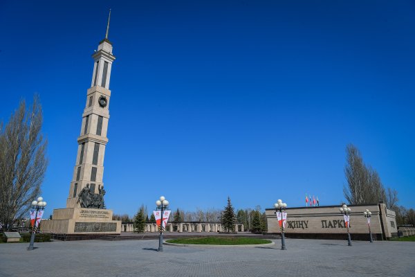 Стела Победы Казань