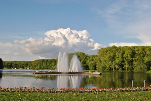 Минск фонтан парк Победы