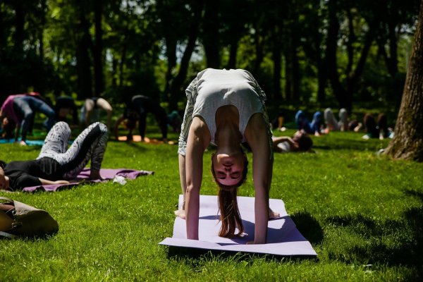Парк Горького йога