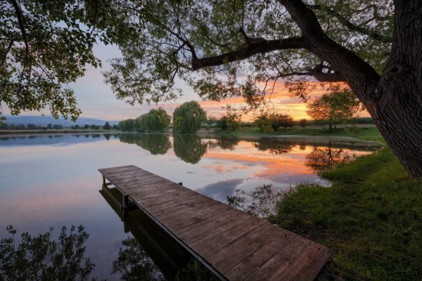 Мостки на реке