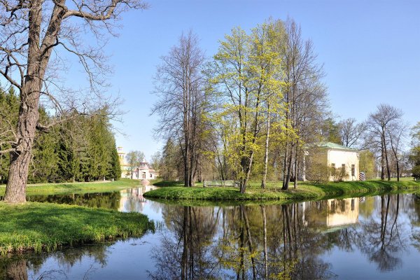 Весенний Екатерининский парк