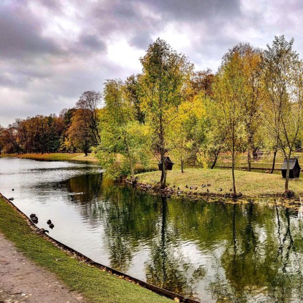 Екатерининский парк Достоевская