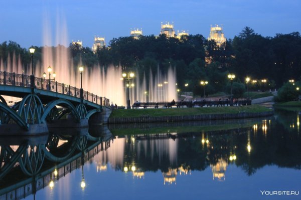 Ночной парк Царицыно