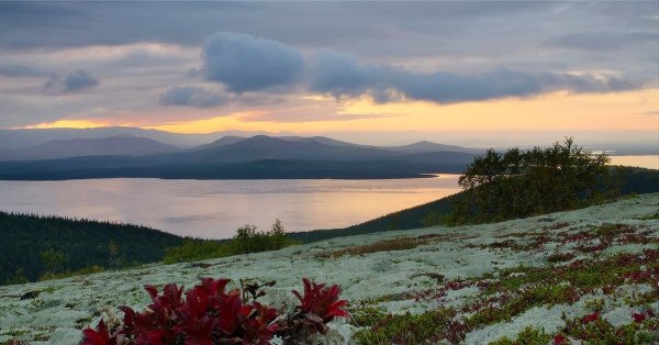 Озеро большая Имандра Мурманская область