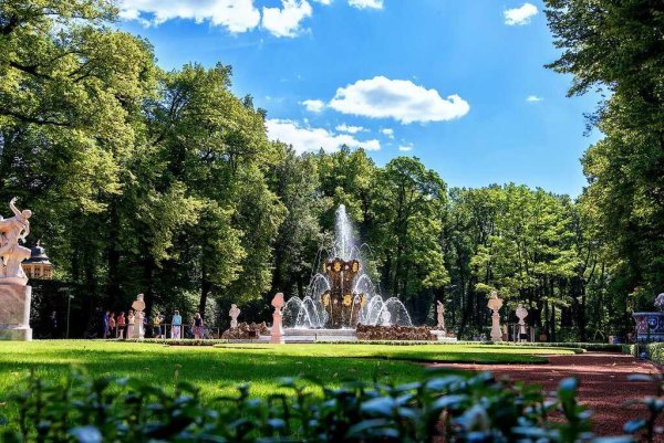 Летний сад в Санкт-Петербур