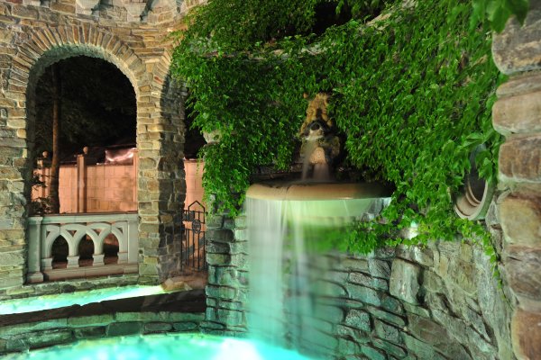 Геленджик старый парк в Кабардинке