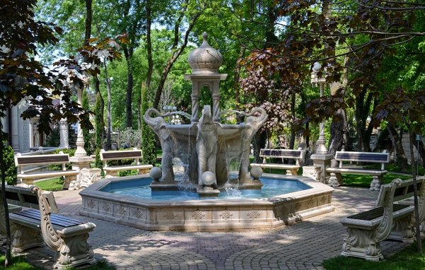Старый парк Кабардинка фонтаны
