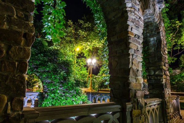 Культурный центр старый парк в Кабардинке