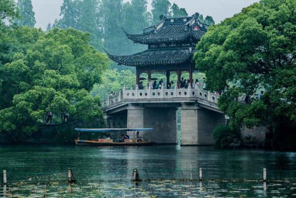 Озеро Сиху в Китае