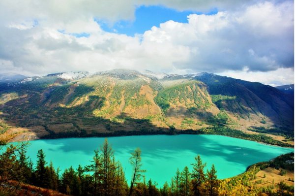 Озеро Канас, Синьцзян, Китай