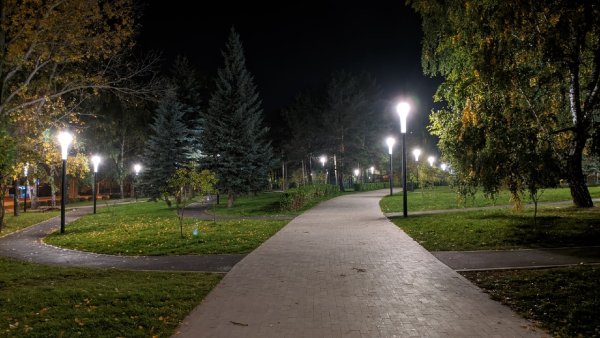 Парк Машиностроителей Уфа ночью