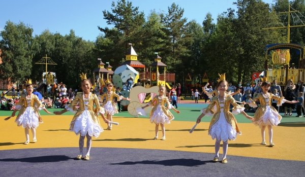 Парк Первомайский Уфа детская площадка