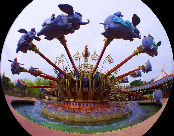 Парижский Диснейленд аттракционы