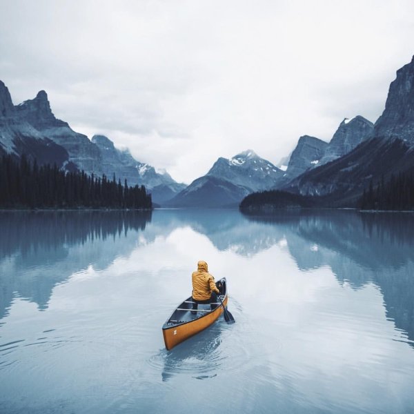 Человек с ложкой