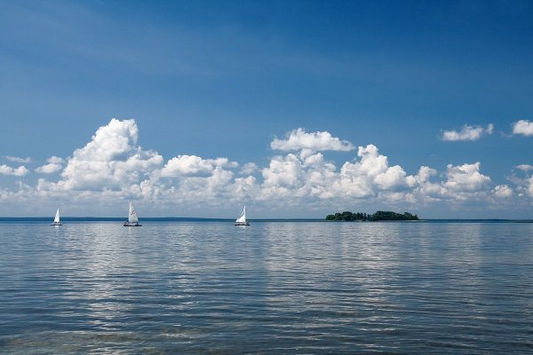 Пирс озера Нарочь в Белоруссии