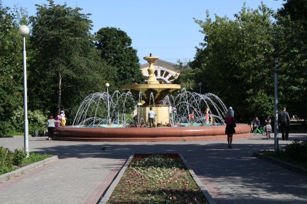 Фонтан Комсомольский парк Череповец