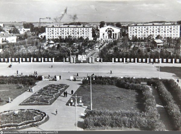 Комсомольский парк Череповец