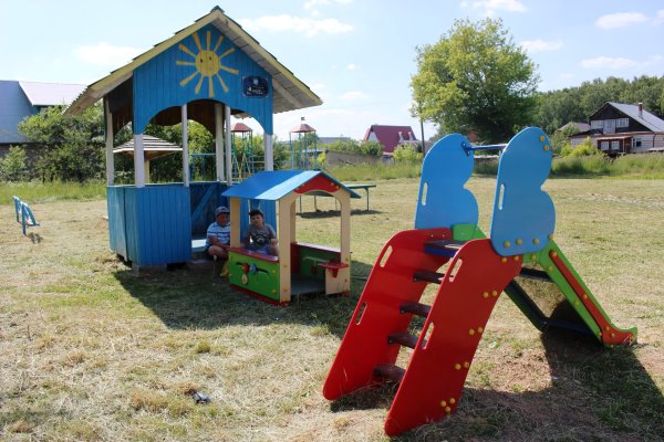 Детские площадки в Боровске с детьми