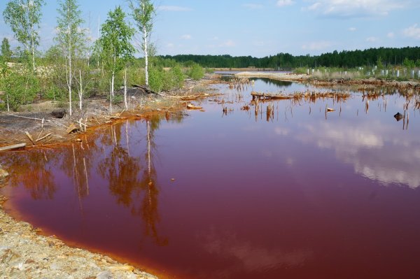 Шламовое озеро Дегтярск