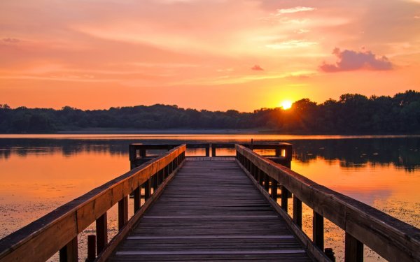 Закат озеро мост