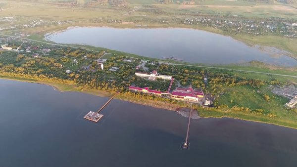 Курортный поселок озеро Карачи