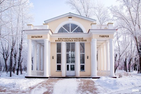 Курортный поселок озеро Карачи