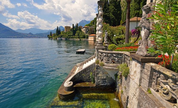 Италия озеро Комо набережная