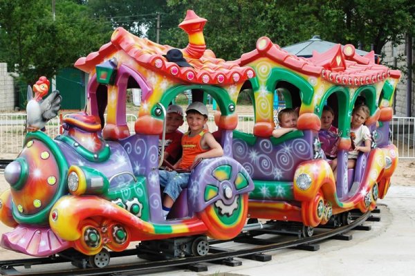 Детские аттракционы