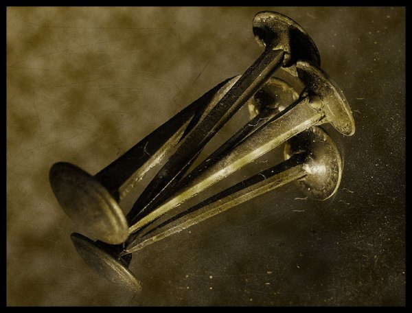 Винтажный гвоздь