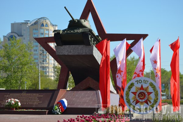 Т 34 памятник в Липецке