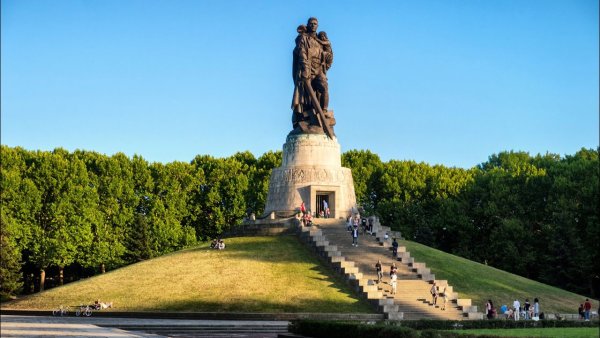Алеша в Германии