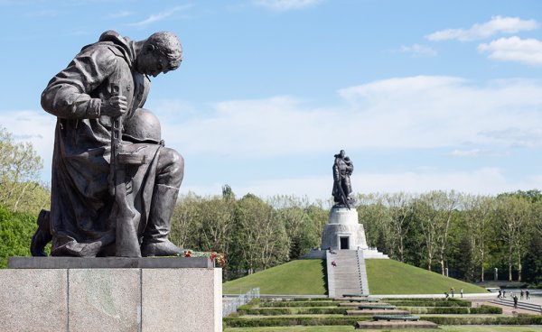 Трептов-парк мемориал в Берлине