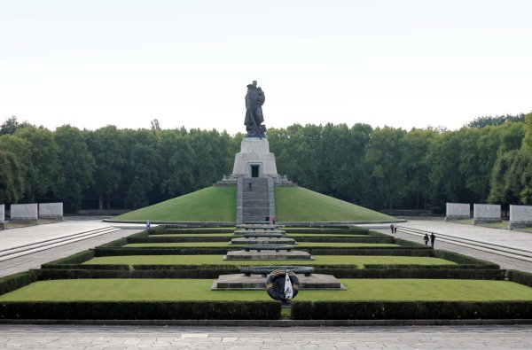 Трептов-парке в Берлине